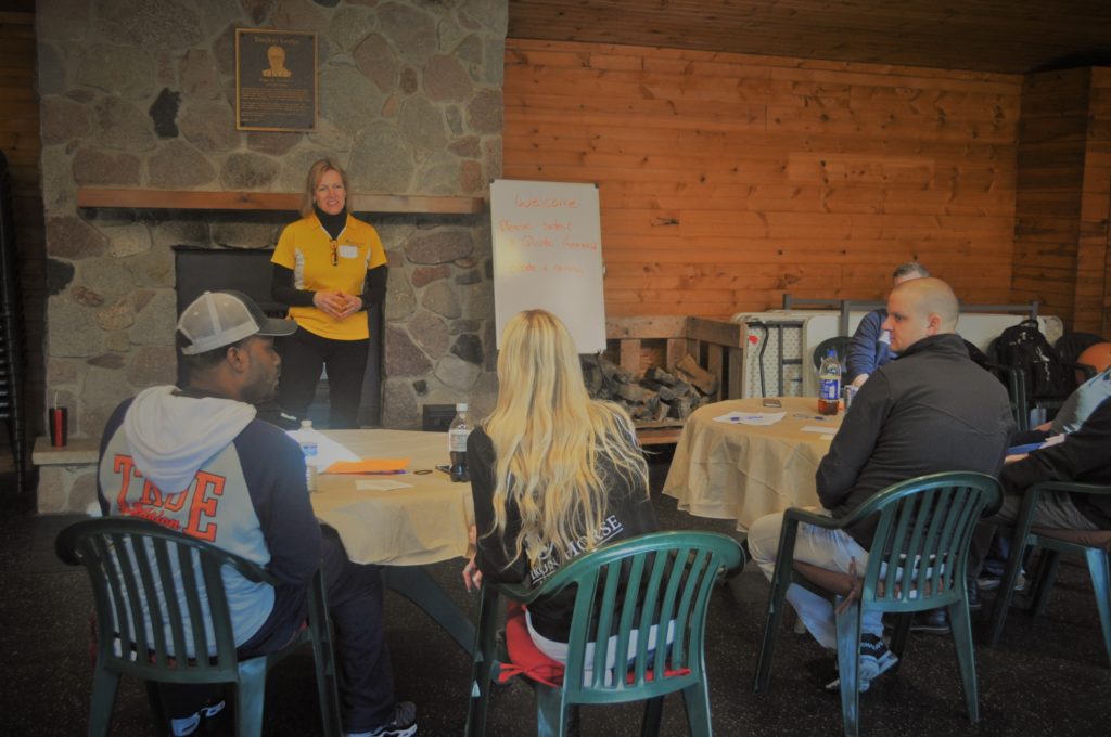 Teambuilding Ropes Course near Waukesha , Milwaukee wisconsin Team COA